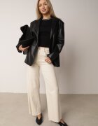 yu & me Top Negru