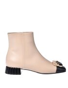 Baldinini Botine din piele cu varf patrat - Negru