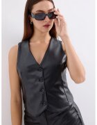 Big Dart Vesta scurta din imitatie de piele - decolteu in V - neagra