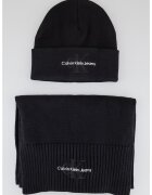 Calvin Klein Jeans Set de caciula si fular din bumbac organic cu logo - 2 piese - Negru