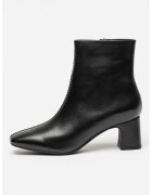 Clarks Botine de piele intoarsa Fernie - Negru