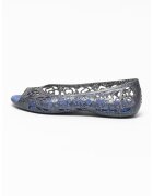 Crocs Balerini relaxed fit cu varf decupat si aspect stralucitor Isabella - Negru/Bleumarin