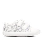 Geox Pantofi sport cu velcro si imprimeu cu stele Gisli - Alb optic/Argintiu