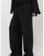 Gina Tricot Pantaloni evazati din amestec de lyocell cu buzunare laterale - Negru