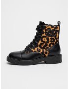 GUESS Bocanci de piele cu animal print - Maro inchis/Negru/Maro