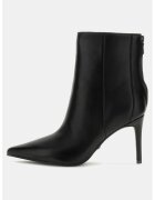 GUESS Botine de piele cu varf ascutit Feyly - Negru