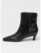 GUESS Botine de piele cu varf migdalat - Negru