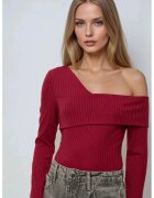 HiCCUP Top - top tricotat texturat - guler asimetric - rosu - bumbac