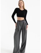 HiCCUP Top tricotat - top scurt cu maneca lunga - guler rotund - negru - jerseu