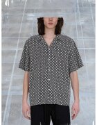 ISNURH Cămașă cu cut drept și imprimeu floral brodat - Negru