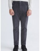 LC WAIKIKI Pantaloni regular fit cu talie medie si aspect catifelat - Gri inchis