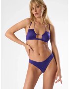 Maison Close Bikini tanga - cu finisaj lucios și accesoriu decorativ - - Mov