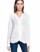 Mustang Camasa Dama - Edda V Ruffles - Croi: Regular Fit - Inchidere: Nasturi - Material: 100% Bumbac - Numar Buzunare: 0 - Marime S - Alb