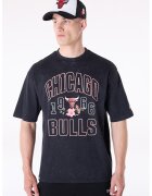 New Era Tricou cu decolteu la baza gatului si imprimeu Chicago Bulls - Negru/Roz prafuit