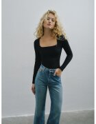OXXO Bluza slim fit cu decolteu patrat - Negru