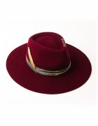 Palaria Dadarlat Palarie din lana cu cusaturi decorative - Auriu/Visiniu