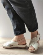 Pikolinos Sandale din piele cu velcro - Bej