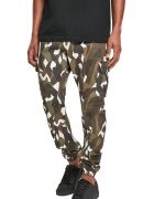Urban Classics Pantaloni cargo cu model camuflaj si geometric - Alb/Verde feriga