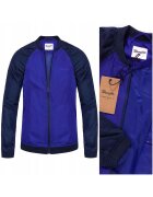 Wrangler Geaca Barbati - Model BOMBER - Croiala Slim Fit - Cu Fermoar - 4 Buzunare - Usoara Si Moderna - Buna Pentru Fiecare Zi Si Tinute Urbane - Marimea S - Albastru