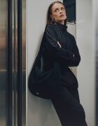 4F Bluză de trening relaxed fără glugă pentru femei - neagră XS