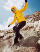 4F Geacă de trekking din puf cu umplutură naturală pentru femei - galbenă XS