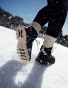 4F Ghete înalte de trekking ICE CRACKER cu izolația Primaloft pentru femei - negre 37