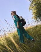 4F Pantaloni de trening cu crac drept pentru fete - verzi 122