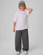 4F Pantaloni de trening cu crac larg pentru băieți - negri 134/140 (8-10 ani)