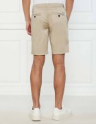 Armani Exchange Pantaloni scurți chino | Slim Fit