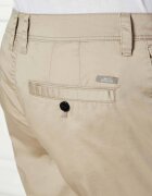 Armani Exchange Pantaloni scurți chino | Slim Fit