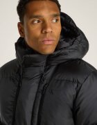 Calvin Klein Jeans De puf geacă | Regular Fit