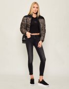Calvin Klein Jeans Tricou | Cropped Fit