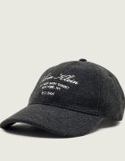 Calvin Klein Șapcă baseball Seasonal Graphic