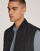 Calvin Klein Vestă DIAMOND QUILT | Regular Fit