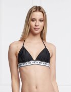 CHIARA FERRAGNI sutien de baie