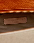 COCCINELLE Cufăr Myrtha cu adaos de piele