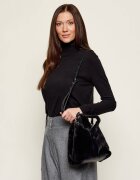 COCCINELLE Geantă pe umăr C-Easy cu adaos de piele | shearling