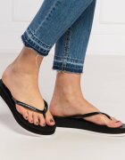EA7 Flip flops