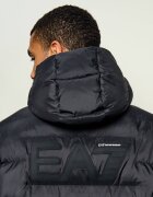EA7 Palton