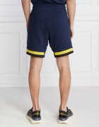 EA7 Pantaloni scurți | Regular Fit