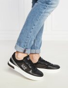 EA7 Sneakers