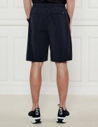 Emporio Armani Pantaloni scurți chino | regular fit