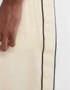 Emporio Armani Pantaloni scurți | Regular Fit
