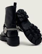 GUESS Botine Yazzy