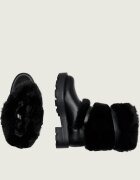 GUESS Căptușite botine Yaffa | shearling