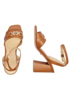 GUESS De piele sandale cu toc gros Grato