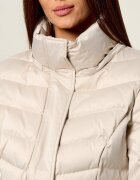 GUESS Geacă de puf MARINA | regular fit