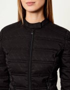 GUESS Geacă NEW VONA | Slim Fit