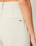 GUESS Pantaloni JOANDRA | Relaxed fit