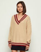 GUESS Pulover | Oversize fit